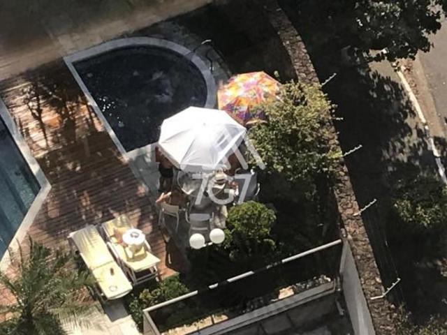 APARTAMENTO À VENDA NO MORUMBI