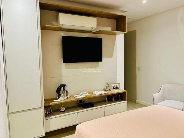 Apartamento à venda no Adhara, com 3 dormitórios, 245m2, 2 vagas de garagem