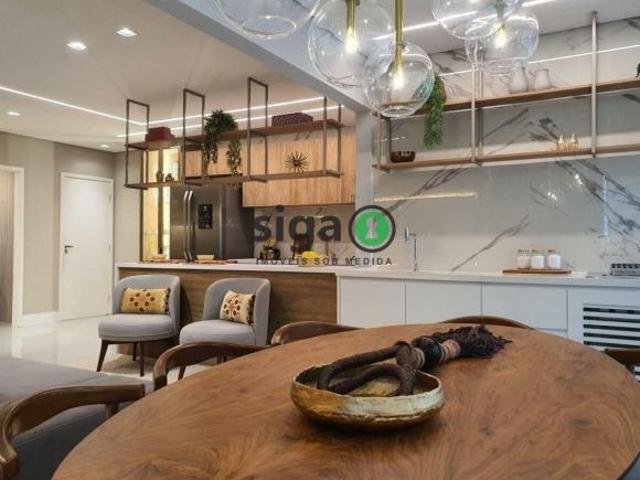 Apartamento à venda no Alto da Boa Vista com 3 quartos