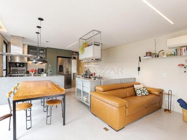 Apartamento à venda no Alto da Glória