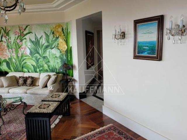 Apartamento à Venda no Alto da Lapa: 4 Suítes 4 Vagas 247m² de Área Útil