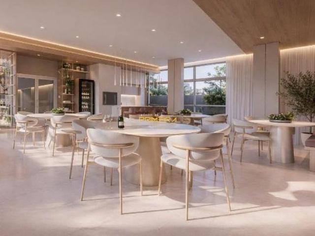 Apartamento à venda no Alto da XV