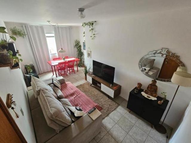 Apartamento à venda no bairro Varginha, com 2 quartos, com ótima localização