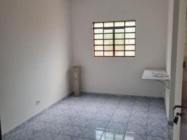 Apartamento à venda no bairro Vila Albuquerque em Campo Grande/MS