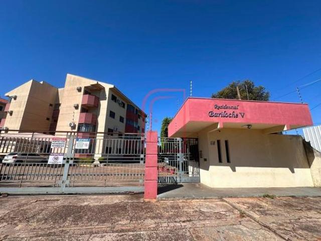 Apartamento à venda no bairro Vila Carlota Campo Grande/MS