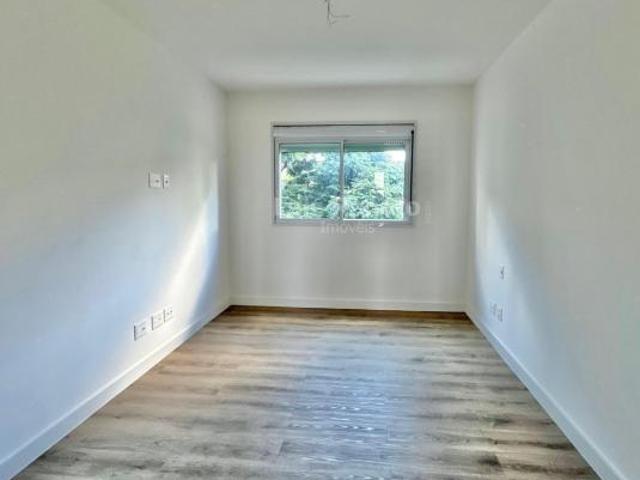 Apartamento à venda no bairro Cidade Nova