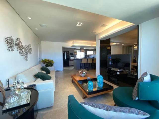 Apartamento à venda no bairro Copacabana em Uberlândia