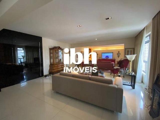 Apartamento a venda no Bairro de Lourdes