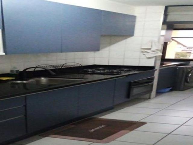Apartamento à venda no Bairro do Conjunto Residencial Vista Verde na Rua Jose Carlos de Resende 92