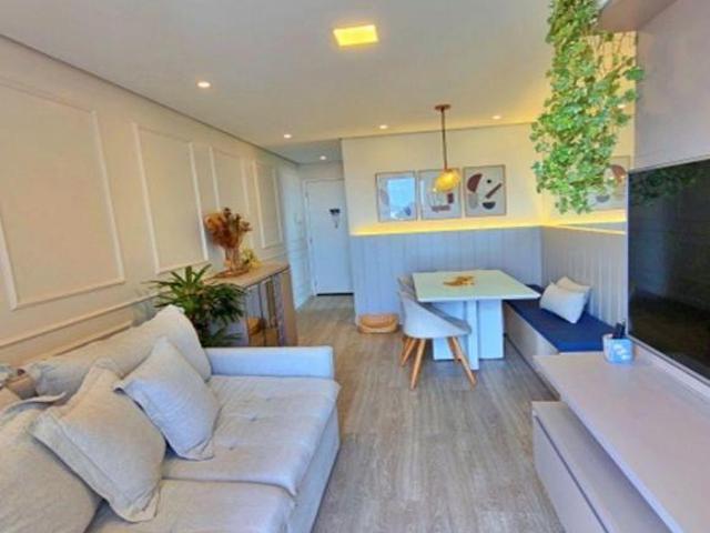 Apartamento à venda no Bairro do Parque Maria Domitila na Rua Willis Roberto Banks 401