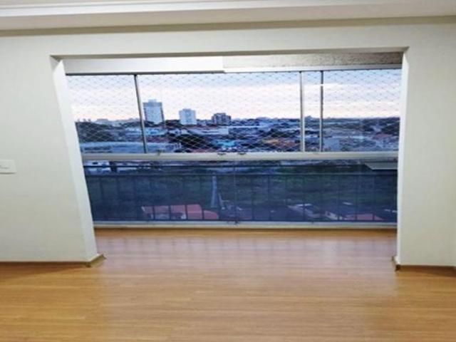 Apartamento à venda no Bairro do Parque Maria Domitila na Rua Willis Roberto Banks 525