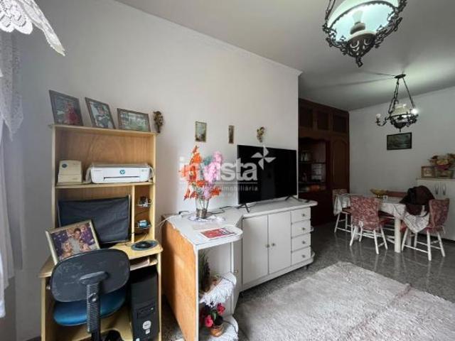 Apartamento à venda no bairro Embaré