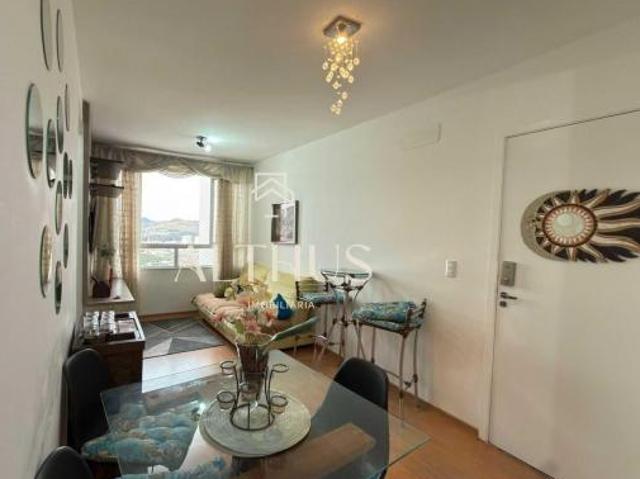 Apartamento à venda no bairro Jardim Country Club Poços de Caldas/MG