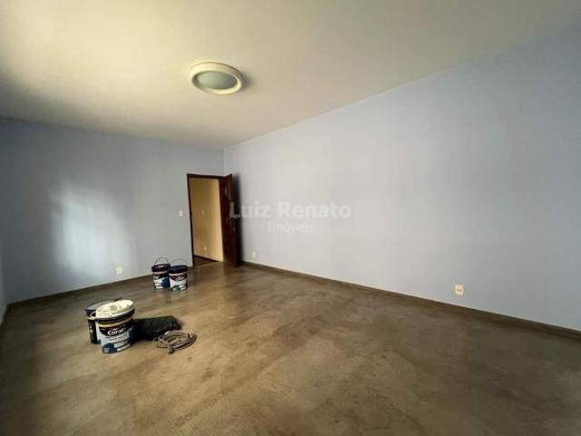 Apartamento à venda no bairro Lourdes