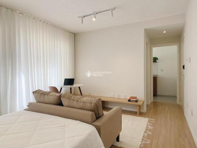 Apartamento à venda no bairro Petrópolis