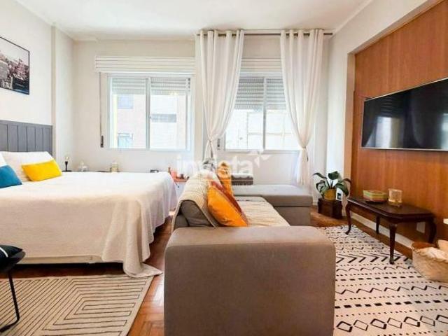 Apartamento à venda no bairro Ponta da Praia