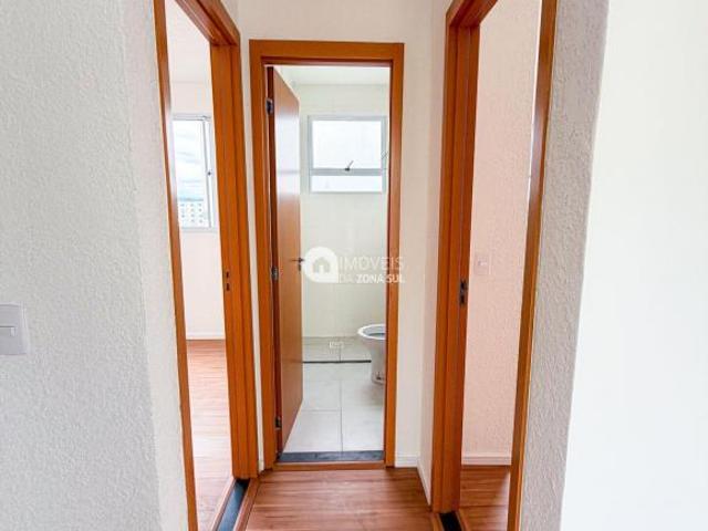Apartamento à venda no bairro Restinga Porto Alegre/RS, Zona Sul