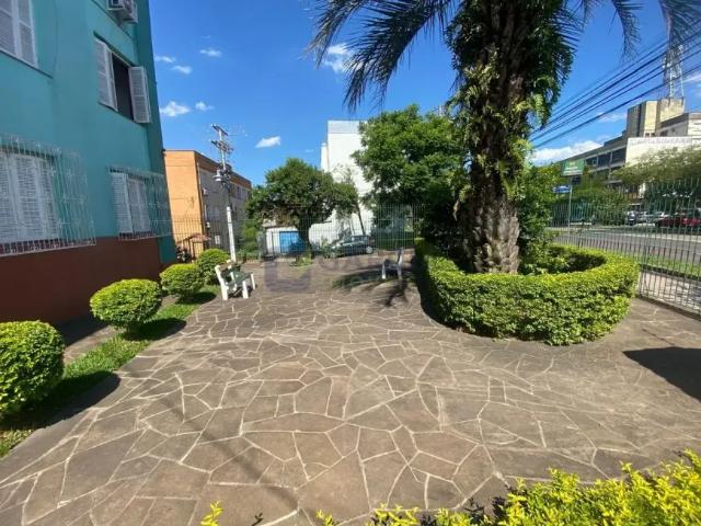 Apartamento à venda no bairro São Sebastião Porto Alegre