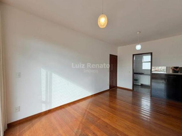 Apartamento à venda no bairro Santa Tereza