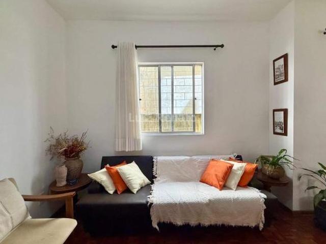 Apartamento à venda no bairro Santa Tereza