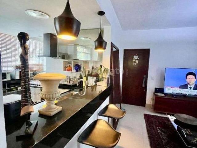 Apartamento à venda no bairro Santa Lúcia