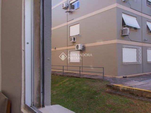 Apartamento à venda no bairro Santo Antônio, em Porto Alegre