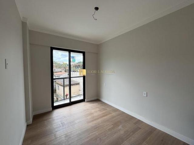 Apartamento à venda no bairro Santo Antônio