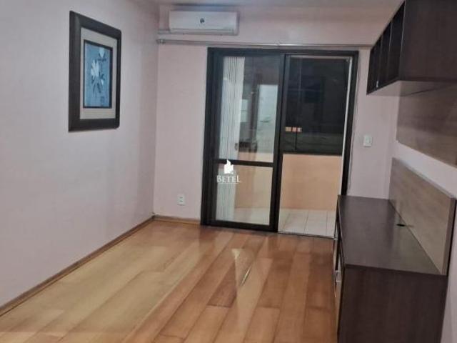 Apartamento à venda no bairro Sanvitto Caxias do Sul/RS