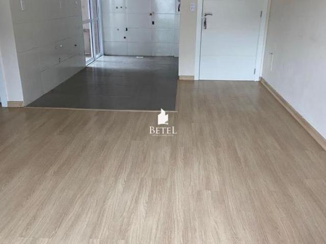 Apartamento à venda no bairro Salgado Filho Caxias do Sul/RS
