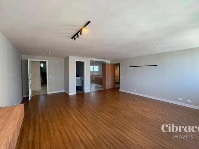 Apartamento à venda no Centro com 3 Quartos Ed. Elisa Maria