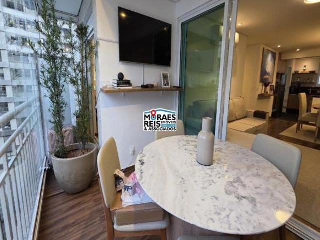 Apartamento à venda no Brooklin com 2 Quartos sendo 2 Suítes e 2 Vagas de Garagem!