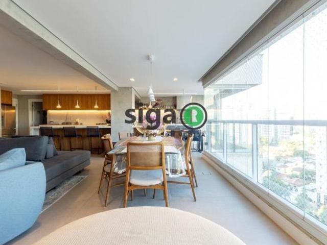 Apartamento à Venda no Brooklin, 189m², 4 Quartos, 3 Vagas e Lazer Completo