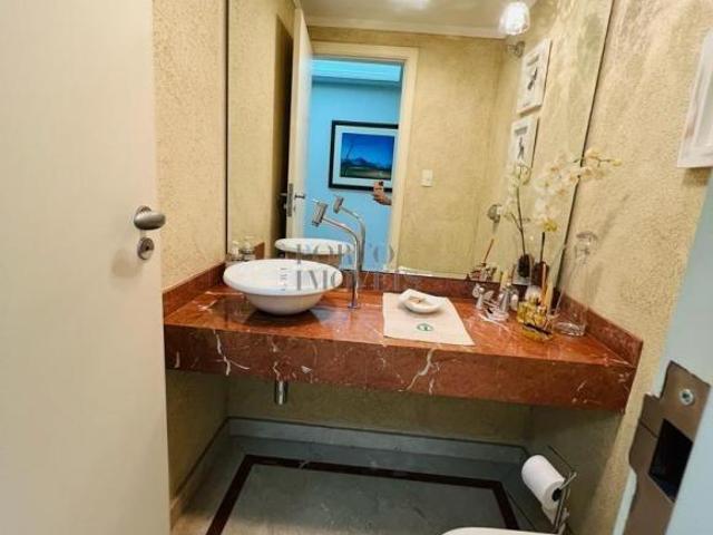 Apartamento a venda no Cambui, edifício Enseada com 3 dormitórios