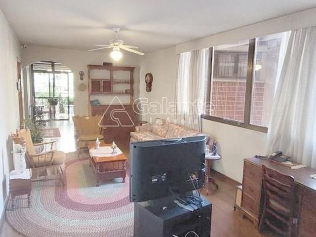 Apartamento à venda no Cambuí em Campinas