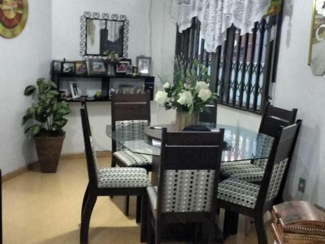 Apartamento à venda no Centro