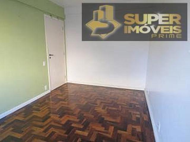Apartamento à venda no Centro