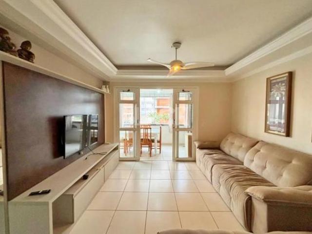 Apartamento à venda no Centro