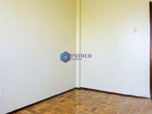 Apartamento à venda no Centro