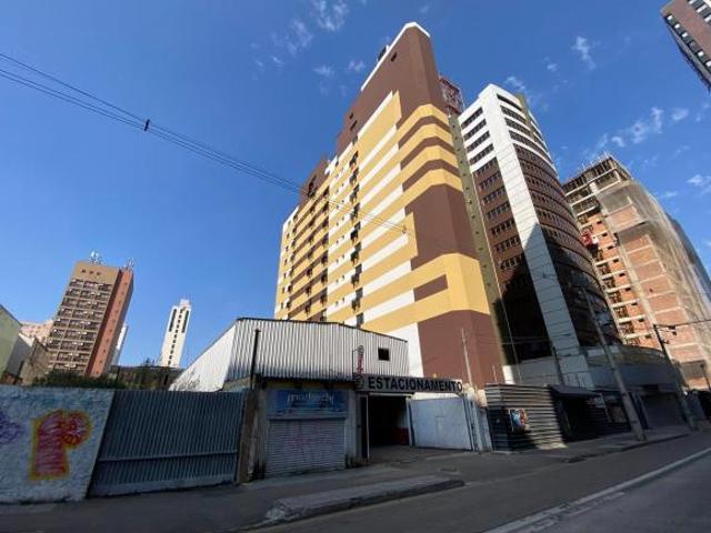 Apartamento à venda no Centro