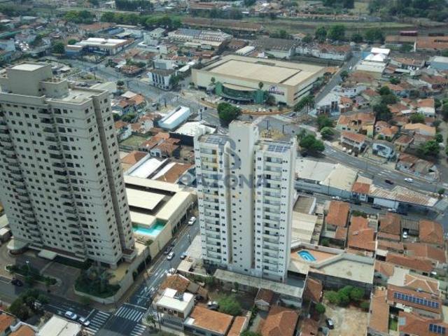 Apartamento à venda no Centro
