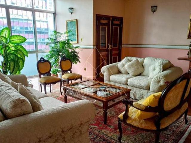 Apartamento à Venda no Centro 3 Dormitorios, sendo 1 suíte 1 vaga 320 m²