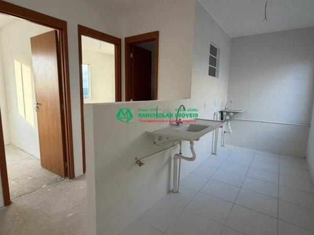 Apartamento à venda no Centro Caucaia do Alto