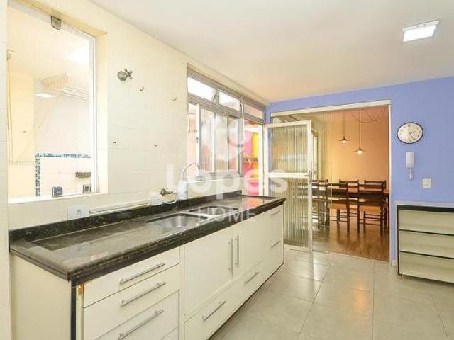 Apartamento à venda no Centro, Curitiba