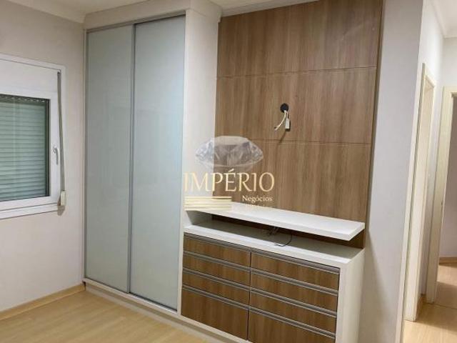 Apartamento à venda no Centro de Taquara RS: 2 quartos, 1 suíte, sala, garagem e 70m² de área. Imper