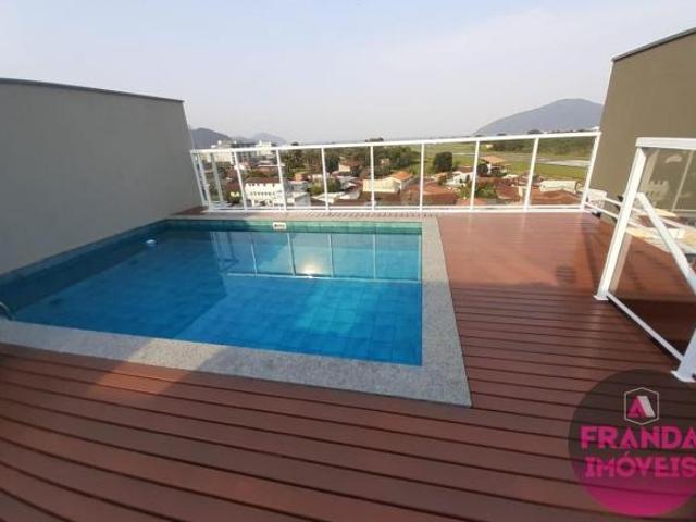 Apartamento à Venda no Centro de Ubatuba SP