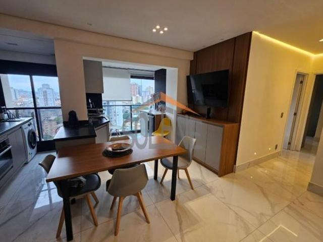 Apartamento a Venda no Centro de Osasco, de 64m² de Área Útil, Com 2 Suítes, 2 Vagas de Garagem, Dep
