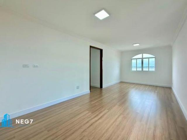 APARTAMENTO À VENDA NO CENTRO DE SÃO JOSÉ DOS PINHAIS