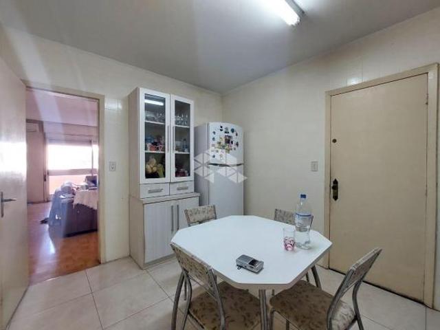 APARTAMENTO À VENDA NO CENTRO DE SANTA MARIA