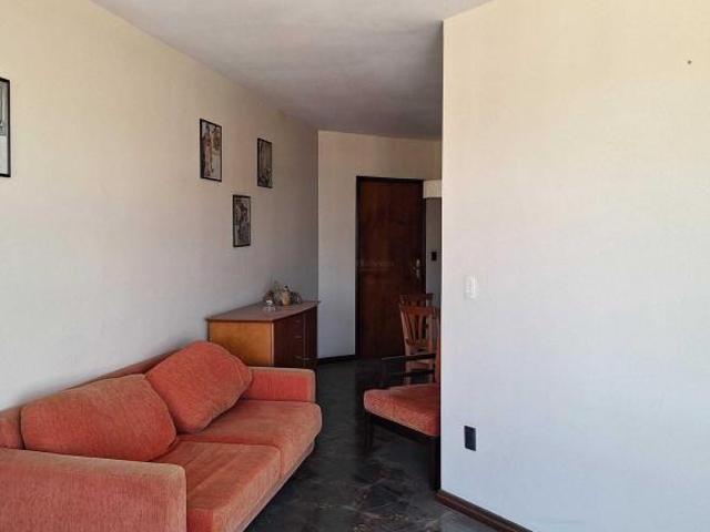 Apartamento à venda no Centro em Guaratinguetá/SP