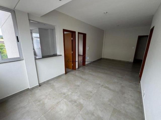 Apartamento à venda no Centro Sete Lagoas/MG